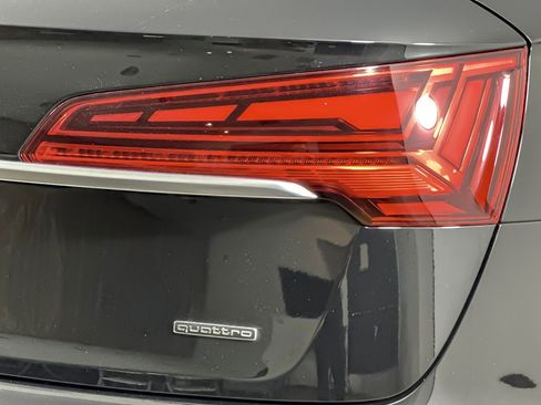 Used 2023 Audi Q5 2.0T Premium w/ Convenience Package image 25