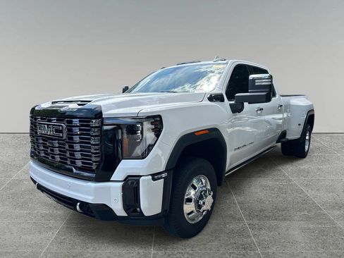 Used 2025 GMC Sierra 3500 Denali Ultimate AWD/4WD image 1