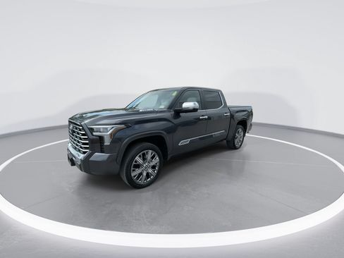 Used 2024 Toyota Tundra Capstone AWD/4WD image 8