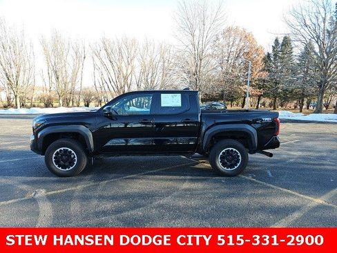 Used 2024 Toyota Tacoma TRD Off-Road image 1