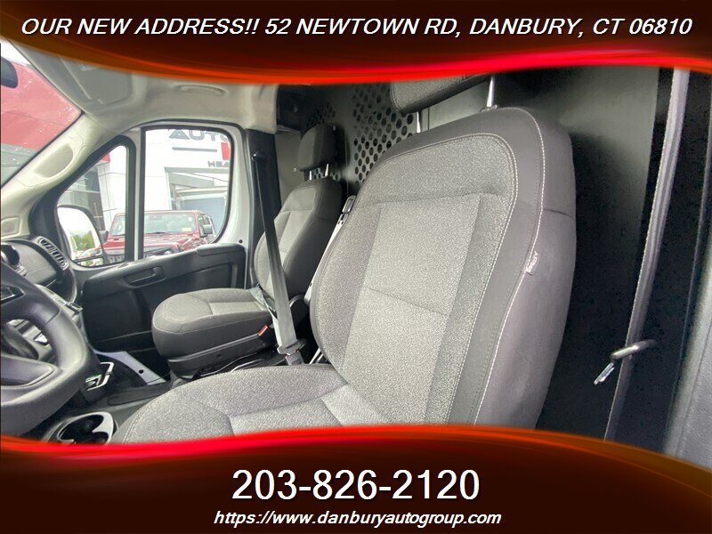 Used 2025 RAM ProMaster 2500 w/ U-Haul Equipment Group FWD image 10