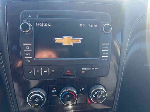 Used 2017 Chevrolet Traverse LT image 15