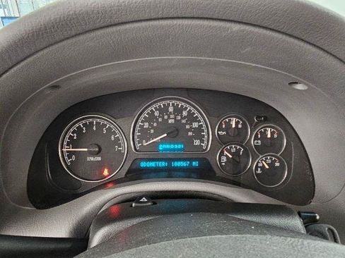 Used 2005 Buick Rainier CXL w/ Luxury Package AWD/4WD image 13