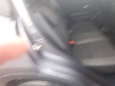 Used 2022 Honda HR-V LX image 12