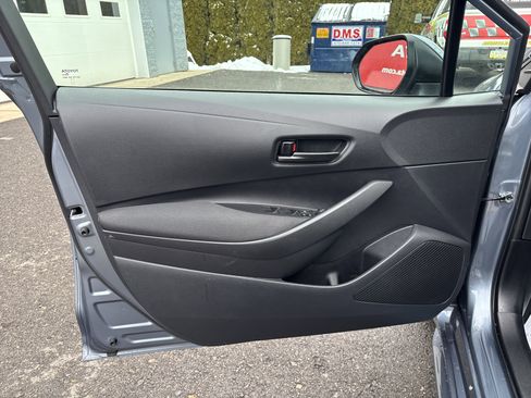 Certified 2025 Toyota Corolla LE image 18