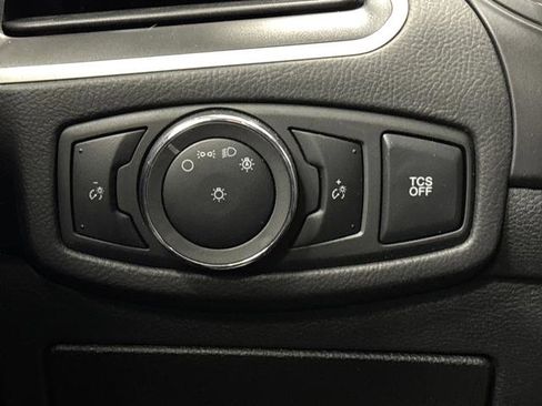 Used 2024 Ford Edge SEL image 23