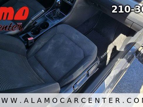 Used 2016 Volkswagen Passat 1.8T S image 16