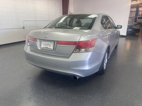 Used 2012 Honda Accord LX image 4