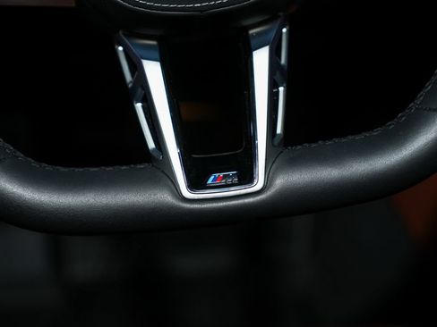 Used 2025 BMW i7 xDrive60 AWD/4WD image 37