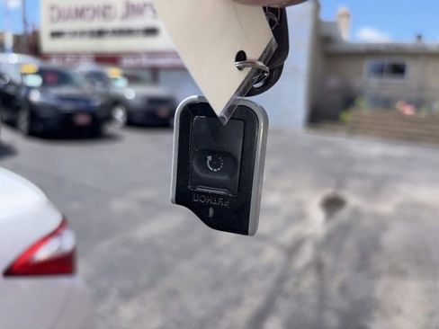 Used 2016 Toyota Corolla LE FWD image 20