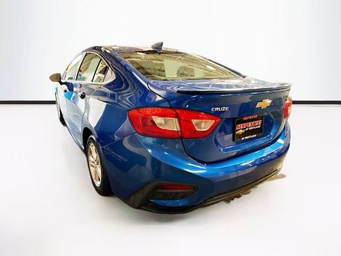 Used 2016 Chevrolet Cruze LT w/ Convenience Package image 8
