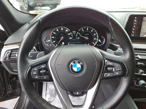 Used 2019 BMW 540i xDrive w/ Premium Package image 19