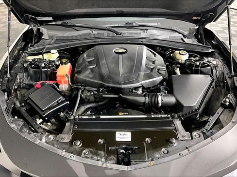 Used 2019 Chevrolet Camaro LT RWD image 28