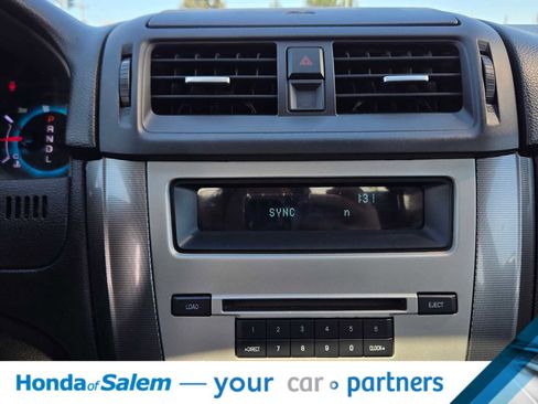 Used 2012 Ford Fusion SEL image 17