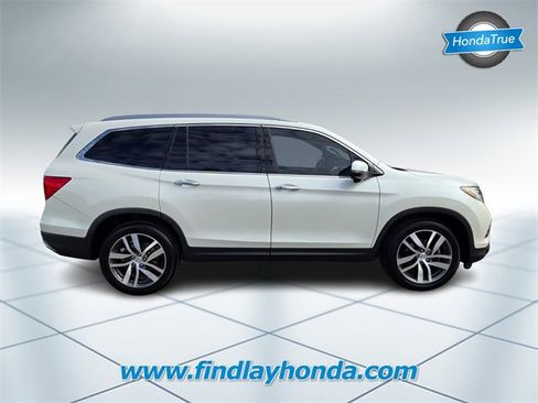 Used 2017 Honda Pilot Touring image 3
