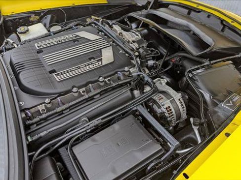 Used 2016 Chevrolet Corvette Z06 w/ 3LZ Preferred Equipment Group RWD image 26
