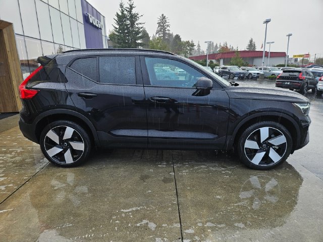 Used 2023 Volvo XC40 P8 Recharge Ultimate AWD/4WD image 4