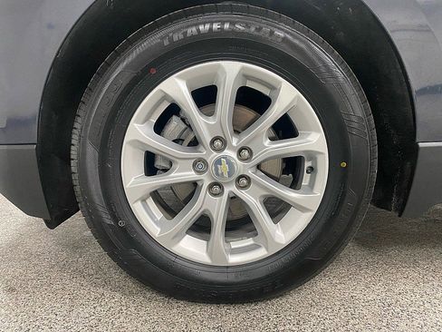 Used 2018 Chevrolet Equinox LS image 27