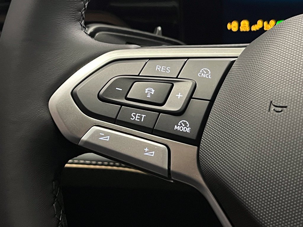 New 2027 Volkswagen Atlas SEL R-Line AWD/4WD image 22