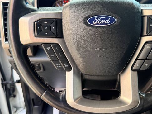 Used 2022 Ford F350 Platinum AWD/4WD image 28