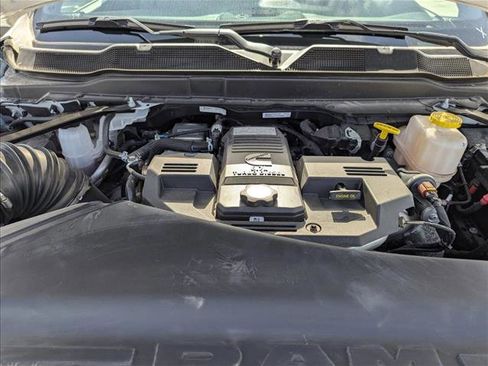 New 2024 RAM 5500 Tradesman w/ Chrome Appearance Group image 15