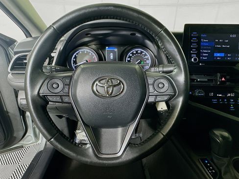 Used 2023 Toyota Camry SE FWD image 15
