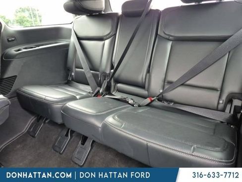 Used 2025 Ford Expedition Platinum AWD/4WD image 3