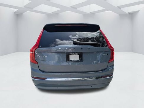 Certified 2023 Volvo XC90 B6 Ultimate w/ Protection Package Premier AWD/4WD image 6