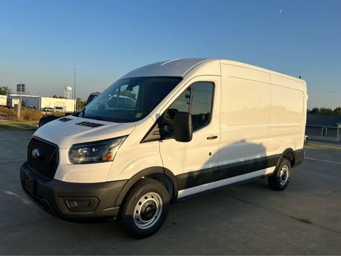 New 2025 Ford Transit 250 148 Medium Roof w/ Load Area Protection Package image 4