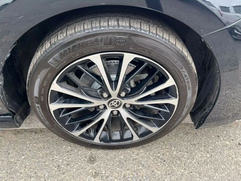 Used 2020 Toyota Camry SE image 7