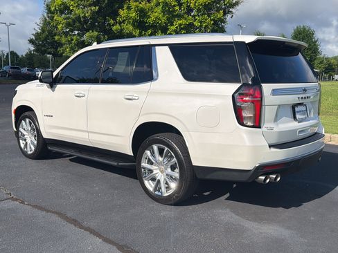 Used 2023 Chevrolet Tahoe High Country AWD/4WD image 11