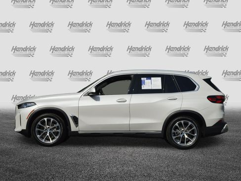 Used 2025 BMW X5 xDrive40i AWD/4WD image 8