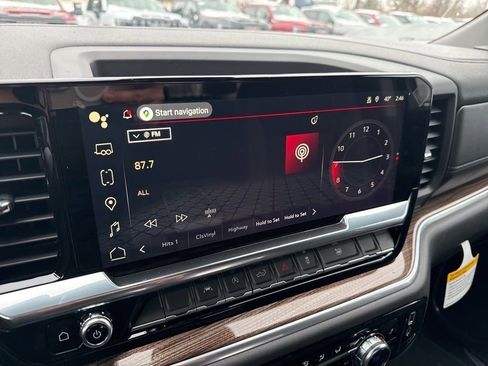 New 2026 GMC Sierra 1500 Elevation image 12