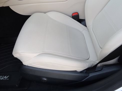 Certified 2024 Mercedes-Benz C 300 4MATIC Sedan image 12