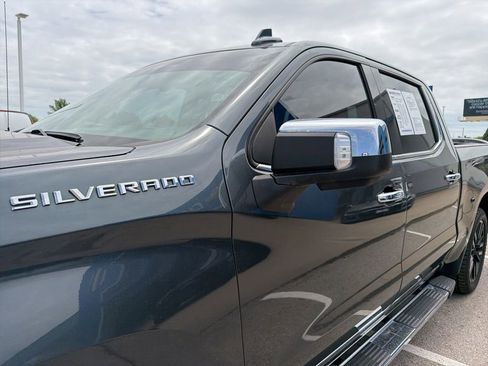Used 2019 Chevrolet Silverado 1500 LTZ w/ LTZ Plus Package AWD/4WD image 11