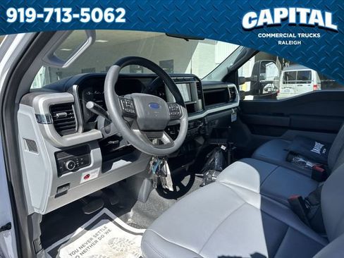 New 2024 Ford F550 4x4 Regular Cab Super Duty image 18