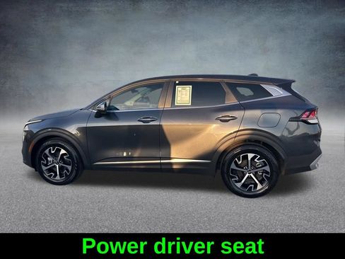 Used 2024 Kia Sportage EX FWD image 8