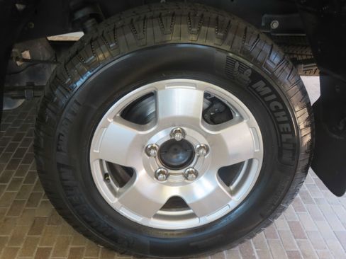 Used 2012 Toyota Tundra 4x4 Double Cab w/ Tow Pkg image 8