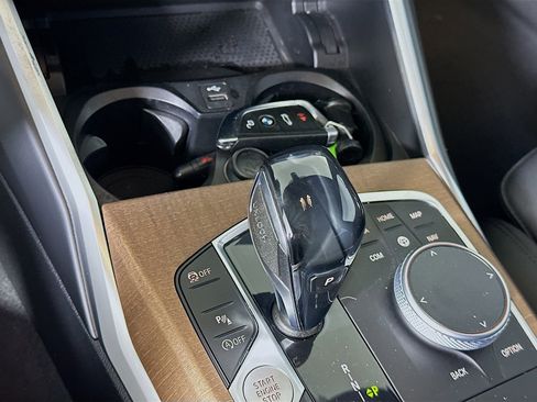 Used 2020 BMW 330i xDrive Sedan w/ Driving Assistance Package image 25