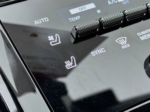 New 2025 Porsche Panamera image 23