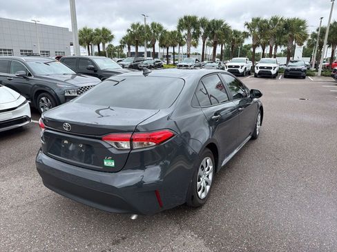 Certified 2025 Toyota Corolla LE image 3