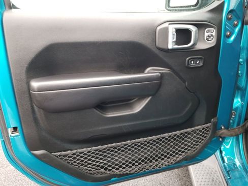 Used 2020 Jeep Wrangler Unlimited Sport image 15