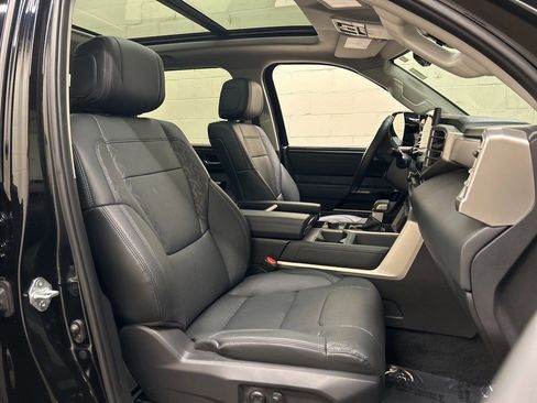 Used 2024 Toyota Tundra Limited image 10