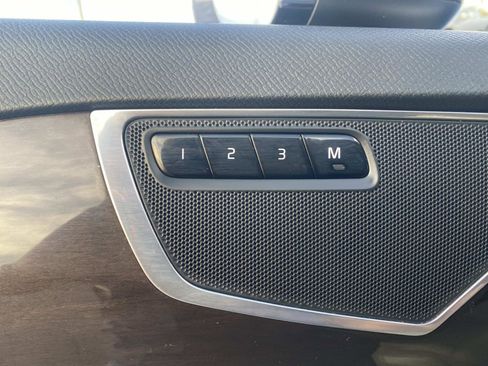 Used 2019 Volvo XC90 T5 Momentum w/ Protection Package Premier image 15