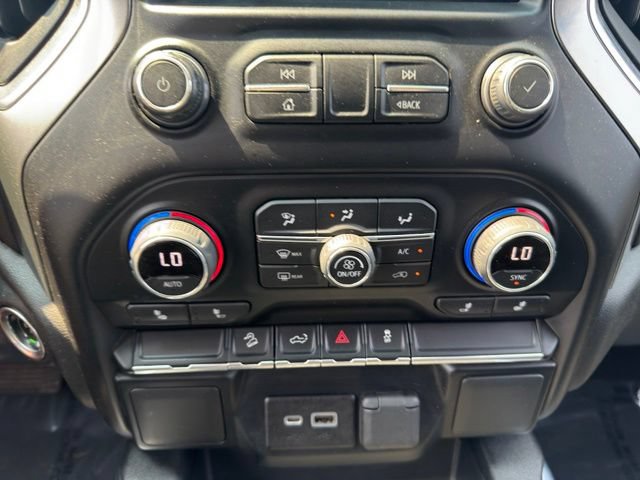 Used 2022 Chevrolet Silverado 1500 LT Trail Boss w/ Bed Protection Package AWD/4WD image 18