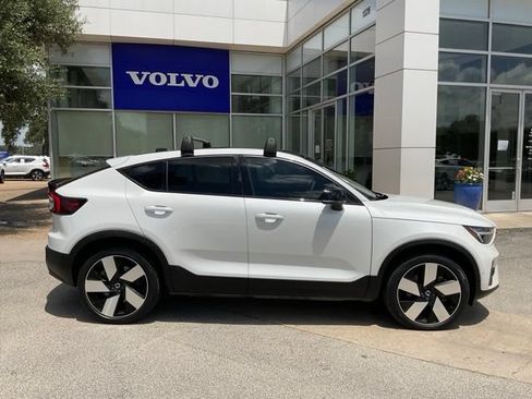 Certified 2023 Volvo C40 P8 Recharge Ultimate AWD/4WD image 8