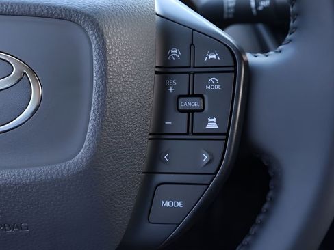 New 2026 Toyota Prius LE image 21