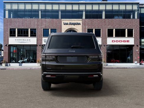 New 2026 Jeep Grand Wagoneer 4WD image 7
