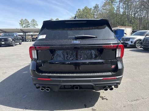 New 2026 Ford Explorer ST w/ Sun And Sound Package image 7