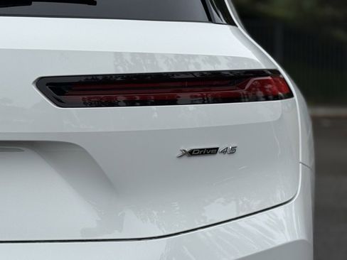 Used 2026 BMW iX xDrive45 w/ Premium Package image 14